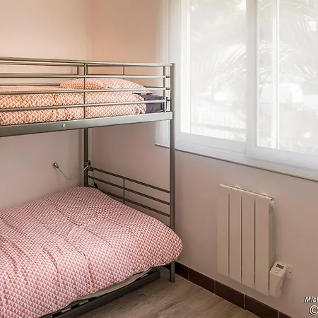 Apartment 2 Pieces En Rez-de-jardin A 300m Des Plages Et Commerces - - Fr-1-349-183